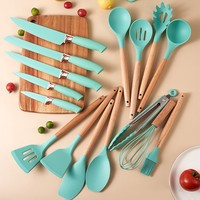 Lot de Gros d'Accessoires de Cuisine en Silicone, Kit d'Ustensiles de Cuisson avec Support de Rangement et Ensembles de Planches à Découper pour Cuisiniers