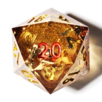 LuxeRoll – Ensemble de dés en résine à noyau liquide doré, bords tranchants, 7 pièces, dés polyédriques DND, dés à paillettes dorées et sable mouvant pour jeux de rôle sur table