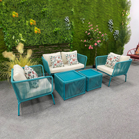 Mobilier d'extérieur moderne en rotin/osier Ensemble de canapés Hôtel Porche Terrasse Balcon Patio Jardin Canapé et table basse