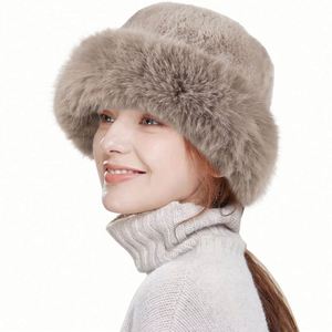 Wholesale Soft Warm Lady's Winter Fur Hat Luxury Bucket Hats for Women Winter - Product Image 5