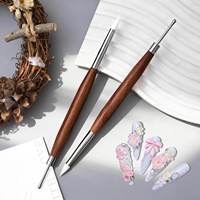 Pinceau à ongles double tête en bois de santal pour le nail art, avec embout en silicone pour mélange et sculpture, manche en bois, grattoir multifonctionnel et outil de gaufrage pour ongles