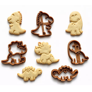 Lot de 4 <span class=keywords><strong>emporte</strong></span>-pièces dinosaures squelette fossile, moules à os de dinosaure 3D en plastique, <span class=keywords><strong>emporte</strong></span>-pièces, tampons à biscuits, embosseurs pour pâte à sucre et argile à modeler - Product Image 4