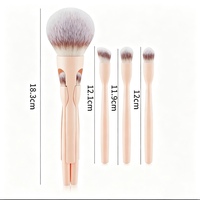 Ensemble de 4 pinceaux à maquillage magnétiques portables à poils doux en fibres synthétiques avec manche en plastique pour fard à paupières en poudre