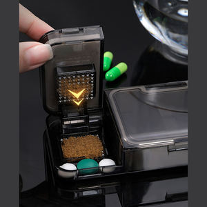 Grosir kotak kompartemen penyimpanan obat plastik bening dengan pemisah pemotong <span class=keywords><strong>pil</strong></span> untuk menyimpan tablet dan memotong <span class=keywords><strong>pil</strong></span> setengah - Product Image 6