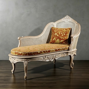 Divano in Legno Massello Stile Francese, Sedia Venus Classica Europea Intagliata con Schienale in Rattan e Cuscino Decorato - Product Image 4