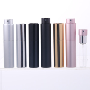 Botellas de perfume recargables de tamaño viaje de 8ml y 10ml, de aluminio con atomizador y ganchos para envasado de cosméticos. - Product Image 2