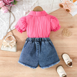 Completo Estivo per Bambine 2 Pezzi con Top a Maniche a Sbuffo con Motivo a Cuori e Strass e Pantaloncini in Denim, Abbigliamento per Bambine 2-8 Anni - Product Image 2