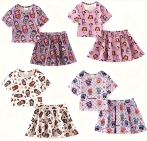 Set <span class=keywords><strong>di</strong></span> abiti a maniche corte da ragazza con stampa <span class=keywords><strong>di</strong></span> cartoni animati personalizzati Set <span class=keywords><strong>di</strong></span> <span class=keywords><strong>abbigliamento</strong></span> con stampa <span class=keywords><strong>di</strong></span> personaggi cinematografici per ragazze personalizzabili - Product Image 2