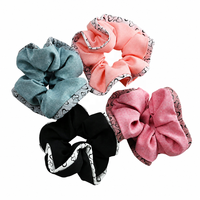 Daou 12cm Scrunchies pliables personnalisés de couleur unie, accessoires capillaires de beauté durables de haute qualité avec motif cœur pour femmes