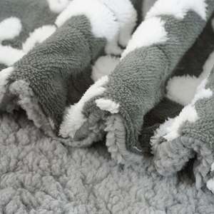 Custom Sherpa <b>Throw</b> Blanket for Couch <b>Grey</b> Snowflakes Blanket, Premium Microfiber,Soft Touch, Plush Fluffy, Warm Cozy - Product Image 6