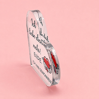 Panneau de message d'amour autoportant en acrylique avec motif cœur et flèche pour événements de mariage et commandes de cadeaux en gros B2B