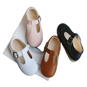 Chaussures décontractées à bride en T pour bébés garçons, chaussures en cuir pour enfants, chaussures noires et blanches pour filles, nouvelles sandales d'été Mary Janes pour enfants - Product Image 1