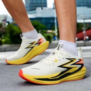 Scarpe da Corsa Professionali Greatshos per Uomo, Alta Qualità, Comode per Maratona, Alla Moda, Arancioni - Product Image 5