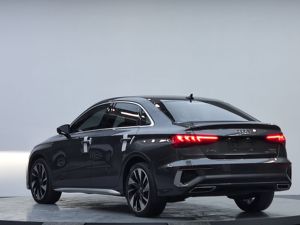 Agent exclusif recherché : Voiture d'occasion 2023 <span class=keywords><strong>Audi</strong></span> <span class=keywords><strong>A3</strong></span> <span class=keywords><strong>35</strong></span> <span class=keywords><strong>TFSI</strong></span> 1.4T 7DCT FWD avec toit panoramique, caméra de recul, LED, ESP, clé intelligente, fourniture OEM - Product Image 3