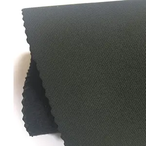 Оптовая продажа, легкий черный Эластичный Нескользящий рельефный неопреновый материал 1,5 мм с покрытием из нейлоновой ткани для перчаток
