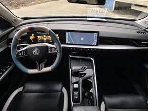 MG MG5 Scorpio Usado de Alta Calidad, Años 2021, 2022 y <span class=keywords><strong>2023</strong></span>, Automático, Cuero, Techo Solar LED, Sedán, Edición Deportiva de Lujo Trophy - Product Image 3