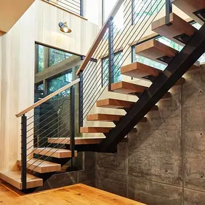 Code de construction nord-américain escalier moderne flottant escalier droit escalier intérieur avec bande de roulement en bois et balustrade en verre