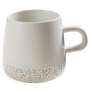 Tazas de Café de Porcelana Pintadas a Mano con Diseño Creativo de Dibujos Animados de la Marca JADE, Patrón de Manzana y Plátano, 201-300 ml, Aptas para Microondas, Venta al Por Mayor - Product Image 2