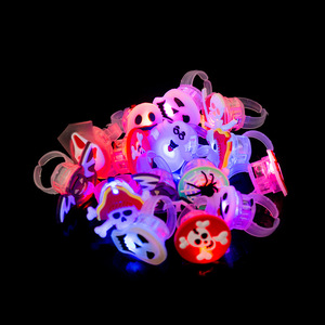 Anneaux lumineux d'Halloween, lumières LED clignotantes pour les doigts, en forme de citrouille et de fantôme, jouets pour enfants pour décorations de fête - Product Image 4