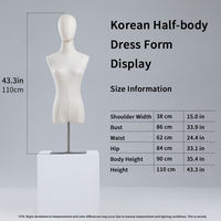 Maniquí de Mujer para Alta Costura, Torso Cubierto de Lino, con Base Dorada y Brazos de Madera, para Exhibición en Vitrinas