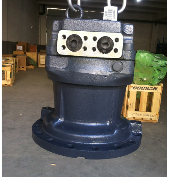 DX225 Kawasaki Swing Motor - OEM Quality & Reliable Performance