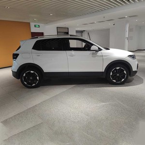 Vente flash 2021 Volkswagen Tacqua essence petit SUV 1.5L 113 ch L4 conduite à gauche confort <span class=keywords><strong>voiture</strong></span> <span class=keywords><strong>sport</strong></span> voitures d'<span class=keywords><strong>occasion</strong></span> - Product Image 3