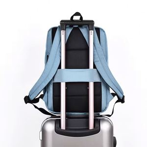Sac à dos d'affaires imperméable en polyester pour ordinateur portable, idéal pour le bureau, les voyages, les femmes et les hommes, fabriqué en usine BSCI - Product Image 6