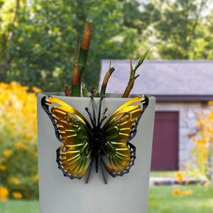 Macetero Moderno con Diseño de Mariposa, Decoración Colgante Impermeable con Recubrimiento en Polvo <span class=keywords><strong>para</strong></span> Uso en Exteriores, Adorno <span class=keywords><strong>para</strong></span> Barandilla con Diseño de Insectos <span class=keywords><strong>Artificiales</strong></span> - Product Image 1