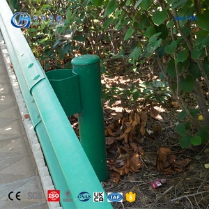 W <span class=keywords><strong>Beam</strong></span> Thrie <span class=keywords><strong>Beam</strong></span> have autostrada Guardrail barriera ad alta resistenza per la sicurezza stradale in acciaio W fascio di superficie zincata a caldo - Product Image 2