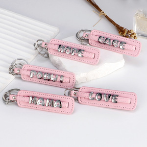 Porte-clés DIY en cuir de veau avec lettre, moderne, simple, rectangulaire, pour couple, pendentif pour téléphone portable ou petit sac - Product Image 4