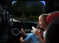 Film électrostatique pliant universel pour pare-soleil de fenêtre latérale de voiture avec protection solaire et caractéristiques thermiques