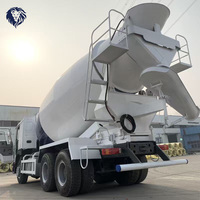 Camión Mezclador de Concreto HOWO 64 Euro3, 10-12m, 25000KG, Bomba de Motor para Obras de Construcción e Ingeniería