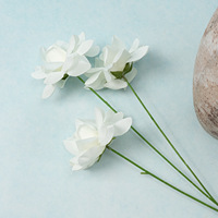 Fleurs artificielles en soie à trois têtes, à volants, motif rose, gaufrées, pour décoration intérieure, aménagement floral de lieux de mariage
