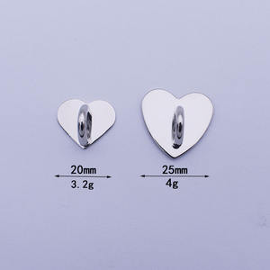 Accessoires de téléphone portable adhésifs crochet en forme de coeur doré pour breloques de téléphone crochet de charme de téléphone en métal adhésif accessoires décoration - Product Image 1