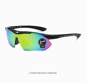 <span class=keywords><strong>Gafas</strong></span> <span class=keywords><strong>de</strong></span> <span class=keywords><strong>Ciclismo</strong></span> para Exteriores, Juego <span class=keywords><strong>de</strong></span> 5 Piezas con Lentes Reemplazables y Accesorios Completos 0089 - Product Image 6