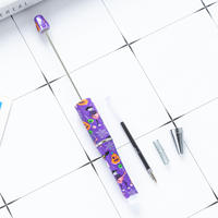 Stylos à bille à billes multicolores promotionnels DIY en gros, stylos en plastique mignons pour Halloween/Noël avec écriture fluide pour cadeaux