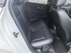 Sedán de gasolina de color claro Volkswagen <span class=keywords><strong>Polo</strong></span> Turbo usado más vendido con asientos de tela de transmisión manual techo solar panorámico - Product Image 5