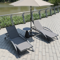 Chaise longue d'extérieur haut de gamme en aluminium avec dossier ergonomique, support robuste, idéale pour l'hôtellerie, livraison directe usine et faible MOQ