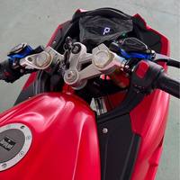 Sınır Ötesi Huoya R3 3000W Elektrikli Scooter 100km/s Spor Pist Yarışı Yetişkin E-Scooter 48V Göbek Motorlu Küçük Ninja 250KG Taşıma Kapasitesi