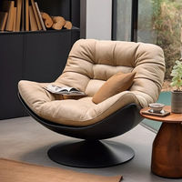 Fauteuil simple capitonné de style italien minimaliste, pouf de luxe accessible pour salon, balcon, bar, détente