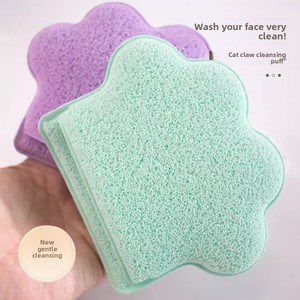 Großhandel Hydrophiler Handschuhförmiger Make-up-Entferner Waschbarer Gesichtsreiniger Wabenförmiger Katzenpfoten-Puderpuff - Product Image 4