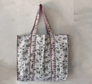 Sac fourre-tout en coton imprimé à la main, écologique, pour la plage, les courses, réutilisable, sac de voyage, sac à bandoulière, tissu durable - Product Image 1