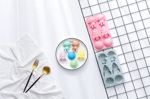 Moldes de Silicona para Pastel con Diseño de Astronauta de 6 Cavidades, Reutilizables, de Grado Alimenticio, Lindos Moldes Magnéticos de Silicona para Chocolate, Dulces y Hielo - Product Image 3