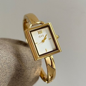 <span class=keywords><strong>Montre</strong></span> à quartz en alliage tendance avec cadran à aiguilles, tête de serpent, résistante à l'eau 30M, cadran rose vif pour femme - Product Image 3