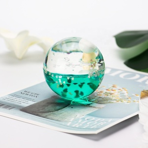 60mm TPU phim hoạt hình màu xanh ma thuật bóng nước + dầu lỏng cầu vồng long lanh cát lún tuyết sequin nổi trang trí nội thất Quà tặng khuyến mãi - Product Image 6