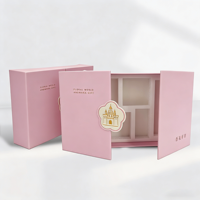 Boîte cadeau rose premium à double porte avec fermeture magnétique, matériaux recyclés, ensemble de soins de la peau épaissi, emballage de vacances, logo personnalisé