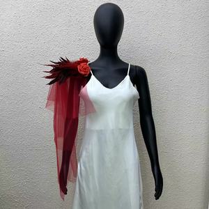 Épaulettes gothiques en plumes de poulet, faux col en tulle, châle de performance d'Halloween, ornement de gilet pour défilé - Product Image 2