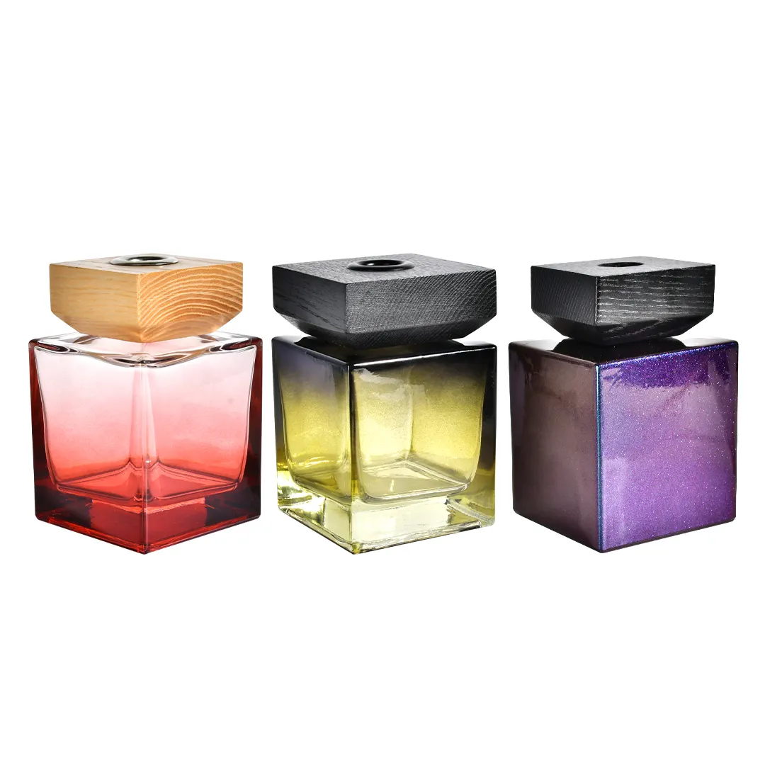 Flacone diffusore di lusso quadrato vuoto personalizzato da 200ml bottiglia di vetro con diffusore di lamella nera con coperchi