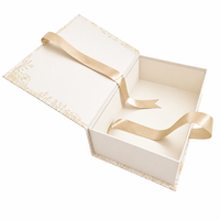 Boîte cadeau rigide pliable sur mesure avec fermeture magnétique, emballage en papier de luxe pliable avec logo en feuille d'or pour cosmétiques et parfums