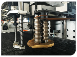 Machine de découpe automatique de tissu en coton modal à grande vitesse, motorisée par PLC, pour couper les <span class=keywords><strong>pantalons</strong></span>, les jupes, les collants et les costumes - Product Image 5